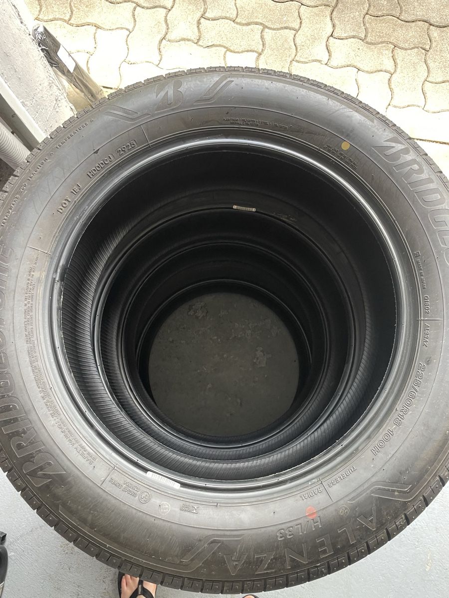 Bridgestone Pneus & Roues: Bridgestone Autoreifen – D'occasion à Frauenfeld par Jotnyi 2