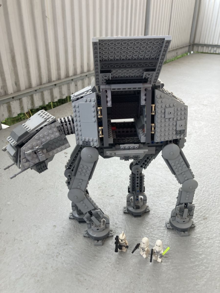 Lego Figuren: AT-AT Star Wars Lego – Gebraucht aus Muri AG von Phoenizier 2