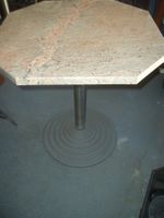 Schöner Marmortisch