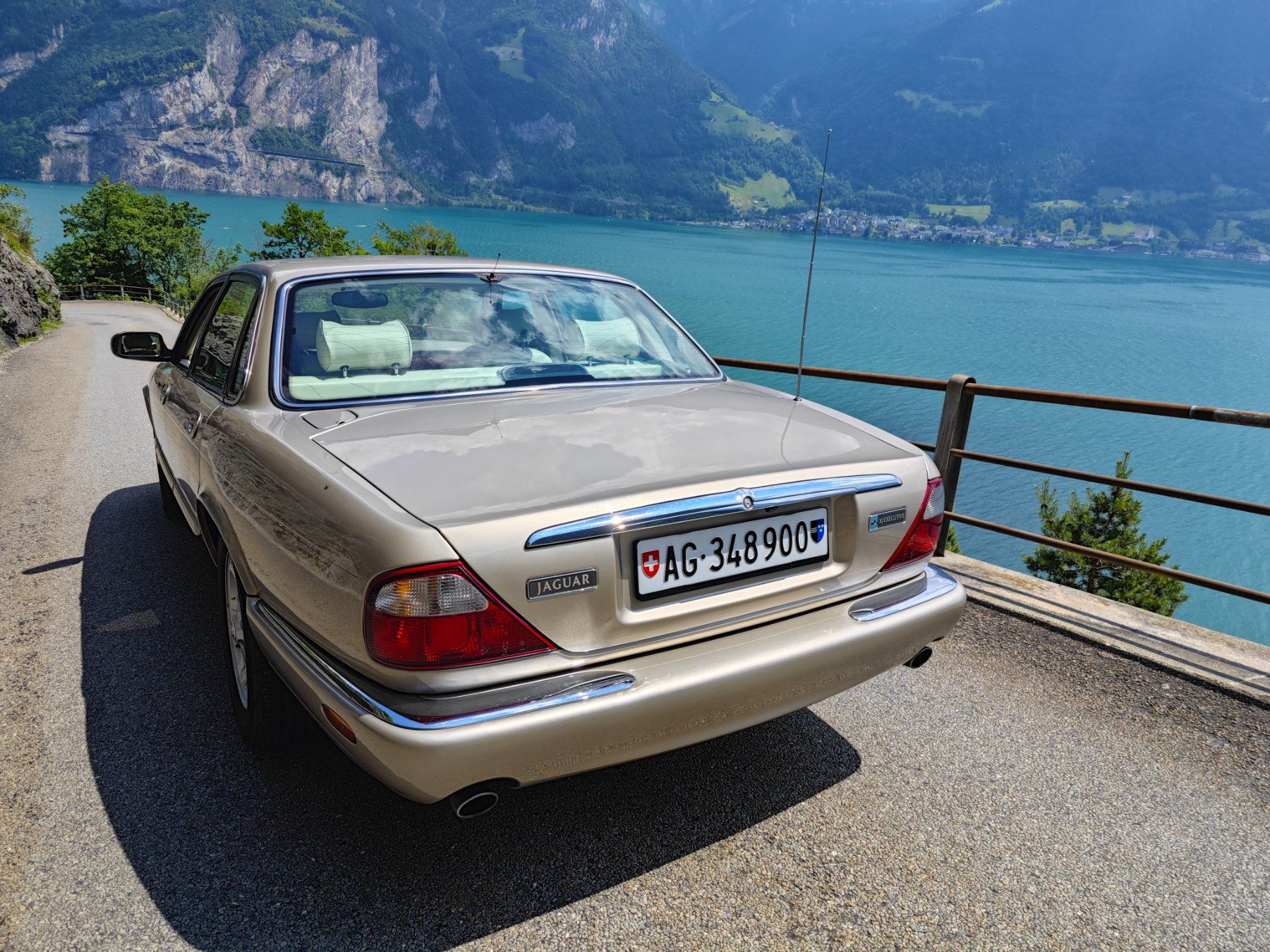 Jaguar Automobili: Jaguar XJ308 Executive – Usato da Gebenstorf venduto da Salvisberg 1