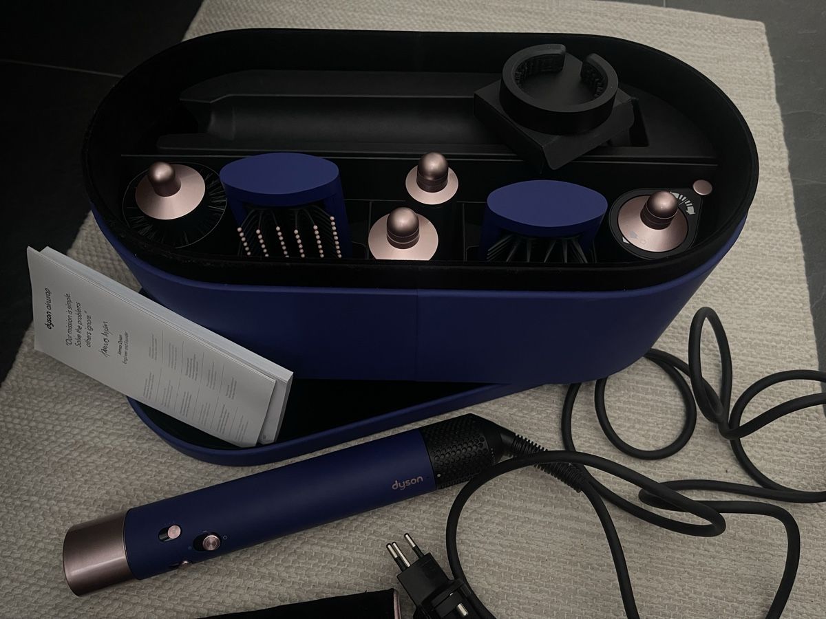 Dyson Asciugacapelli: Dyson Airwrap Multi-Styler Complete HS05 - Limited Edition – Nuovo (secondo la descrizione) da Maienfeld venduto da Selina_1919 1