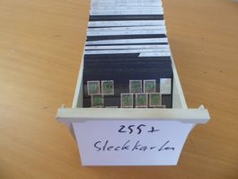 Händlerlager mit 255 Steckkarten und guten Werten
