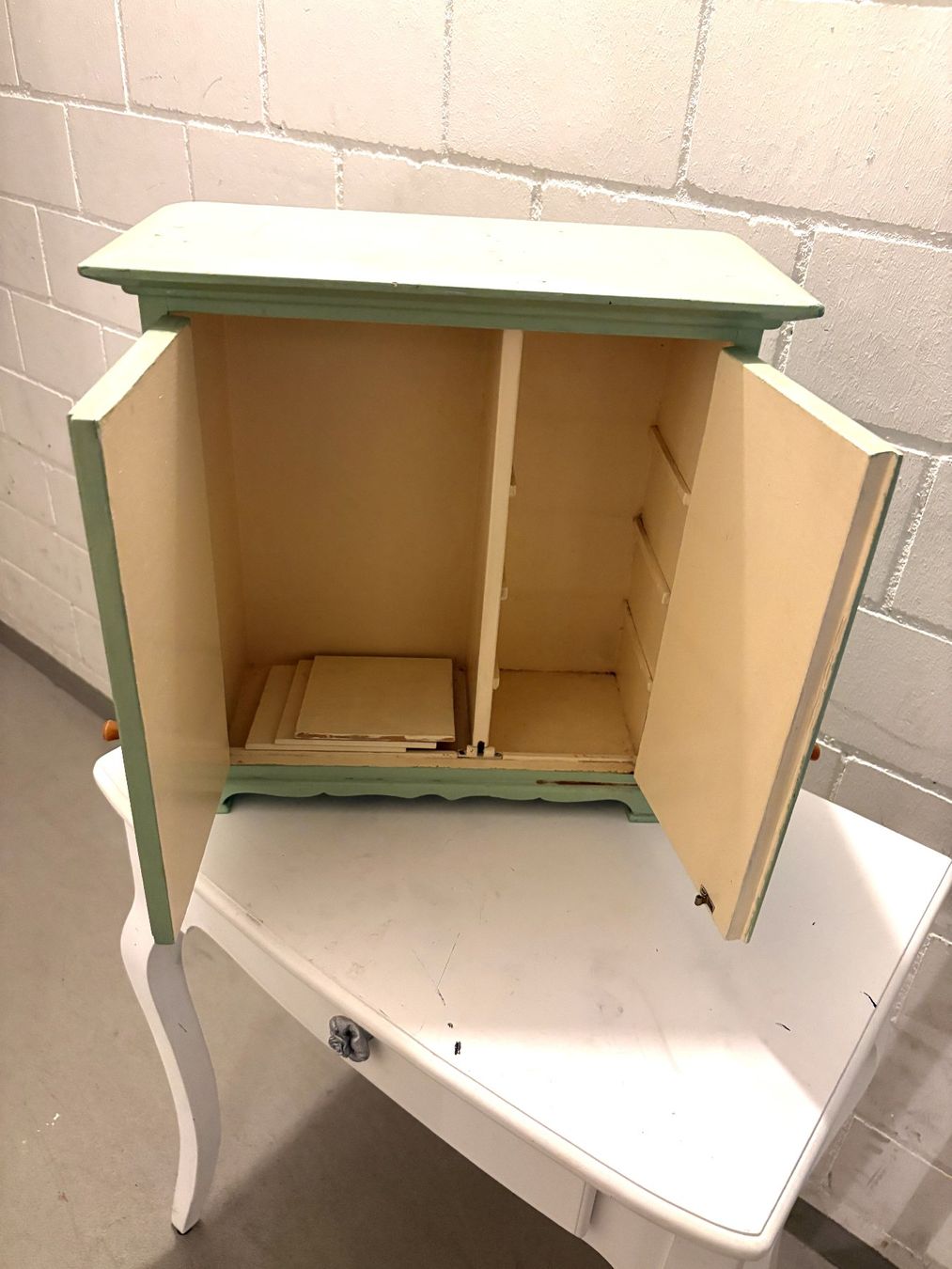 Commodes: shabby chic Kasten – D'occasion à Glattbrugg par Ariel012 1