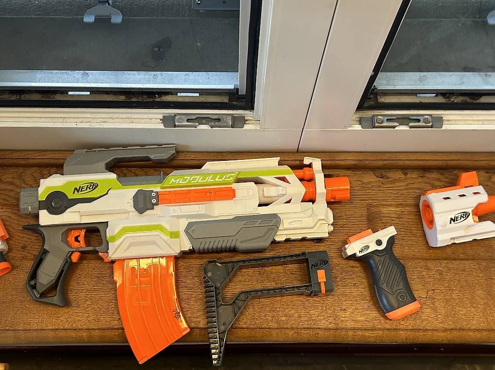 Giocattoli: Nerf Blaster mit doppelt so viel Darts – Usato da Schönenwerd venduto da Tuttittrustsell 1