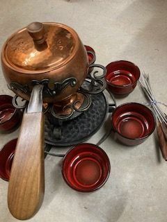 Set di piatti: Fondue-Set – Usato da Hochfelden venduto da sim_l7wp 1