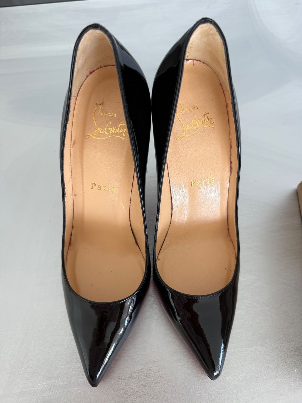 Christian Louboutin Damenschuhe: LOUBOUTIN 10 CM noir vernis 37 – Gebraucht aus RICHTERSWIL von mftjt63 4