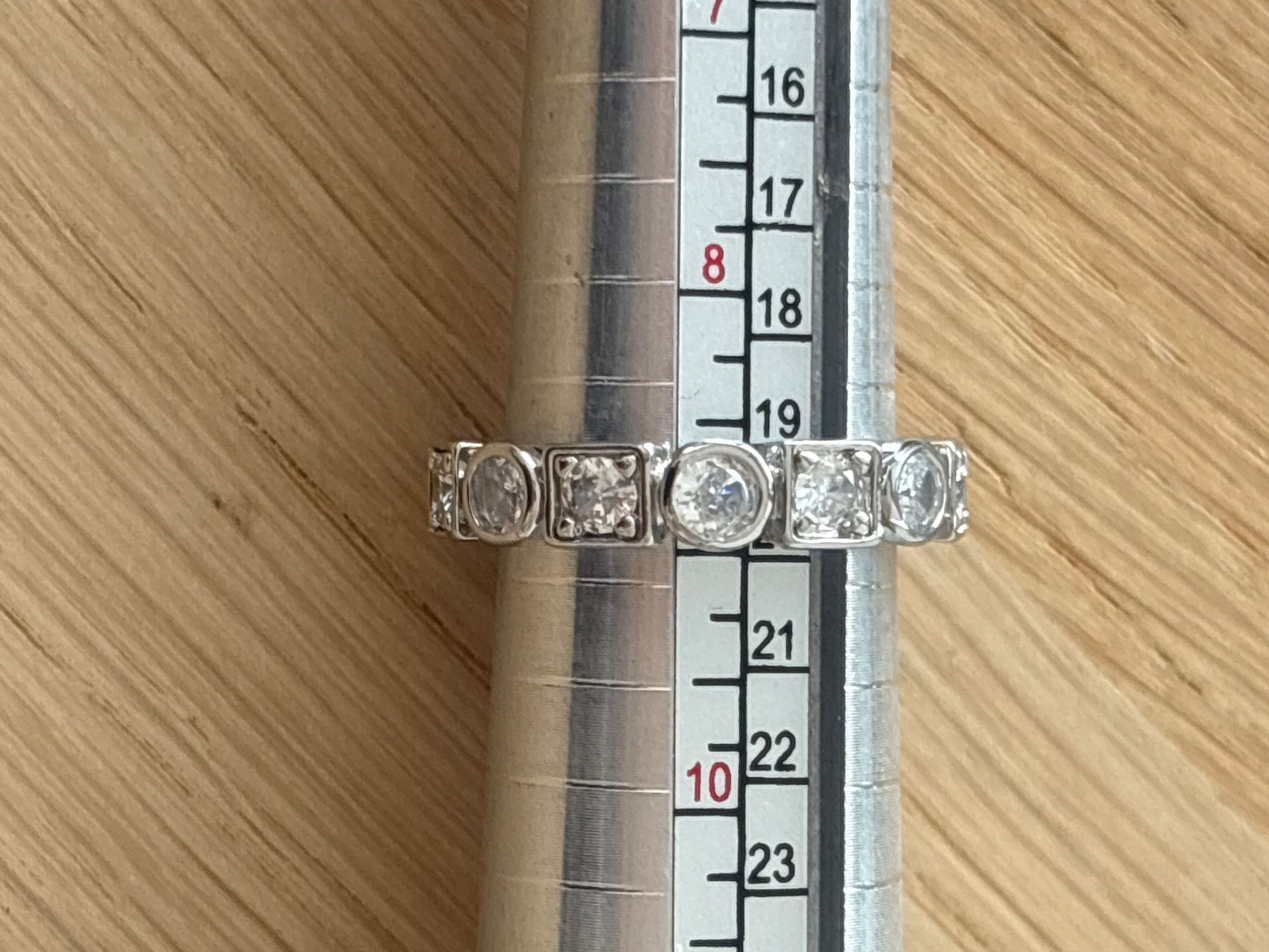 Anelli: Luxus Elegante Gr: 19/9 Ring Memoire Farbe :  Silber – Nuovo (secondo la descrizione) da Biel-Bienne venduto da Roserosse13 5