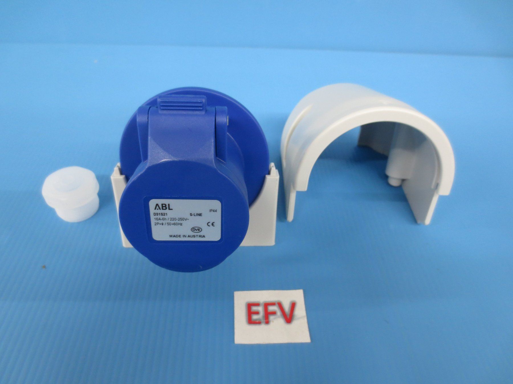 Stecker: CEE Steckdose 16A 3 polig 230V IP44 Neu – Neu (gemäss Beschreibung) aus Sulz LU von Elektrofachverkauf 6