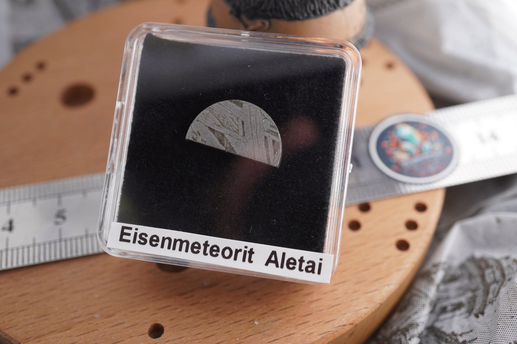 Minerali & Pietre curative: Eisenmeteorit Scheibe   Aletai    Ab 1.- – Nuovo e nell'imballaggio originale da Eschenbach SG venduto da topstone 3