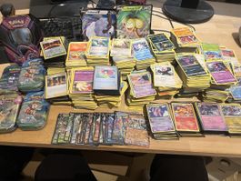 Riesige Pokémon Karten Sammlung (ca.9kg) - Rares, Holos, etc