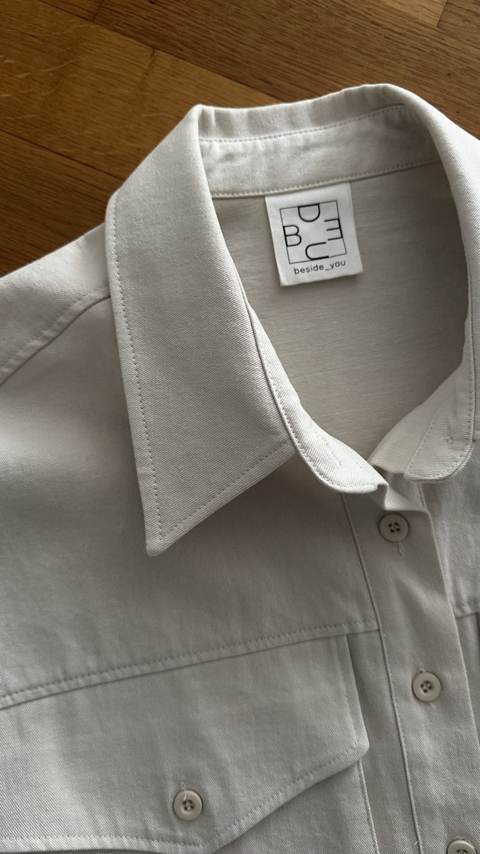 Giacche: Beige 100% Cotton Cropped Jacket/Blouson – Usato da Luzern venduto da ida_hv2y 1