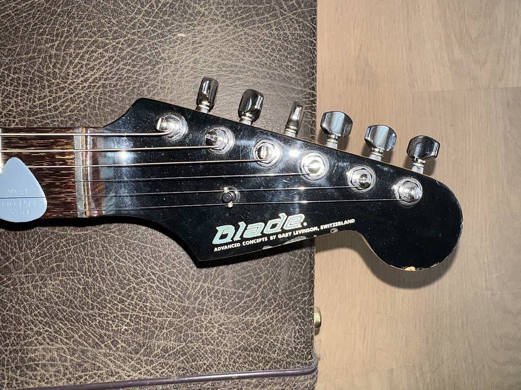 Strumenti musicali: Blade RH1 by Levinson, made in Japan – Usato da Sursee venduto da maese24601 1