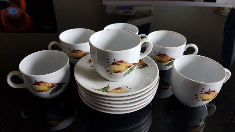 Geschirrsets: Espresso Set  Porzellan Kahla – Gebraucht aus Giswil von online-Brockenhaus