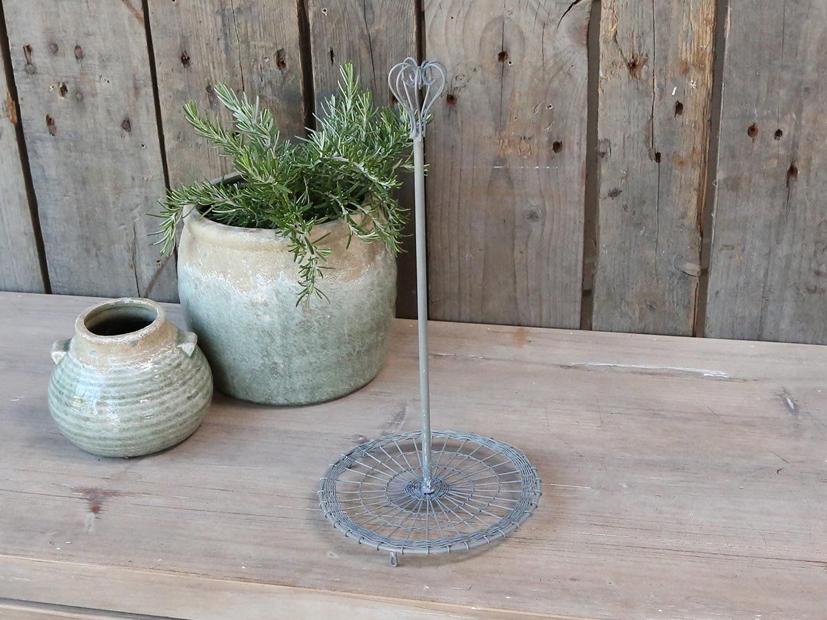 Supporti a parete: Chic Antique Küchenrollenhalter, fil de fer – Nuovo e nell'imballaggio originale da Innertkirchen venduto da Glatthard-Interior 1