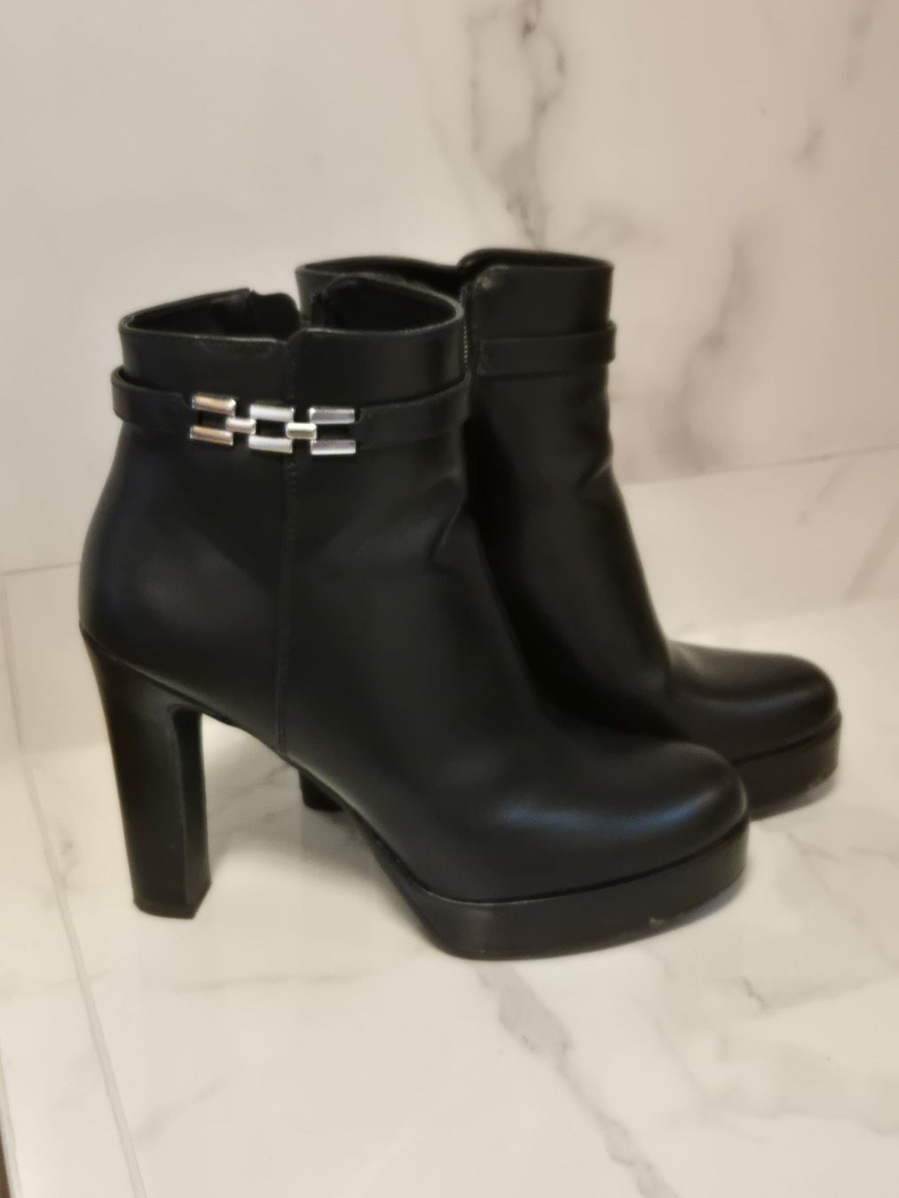 Scarpe da donna: Moderne Damen Stifeletten – Nuovo (secondo la descrizione) da Contra venduto da Lylou0