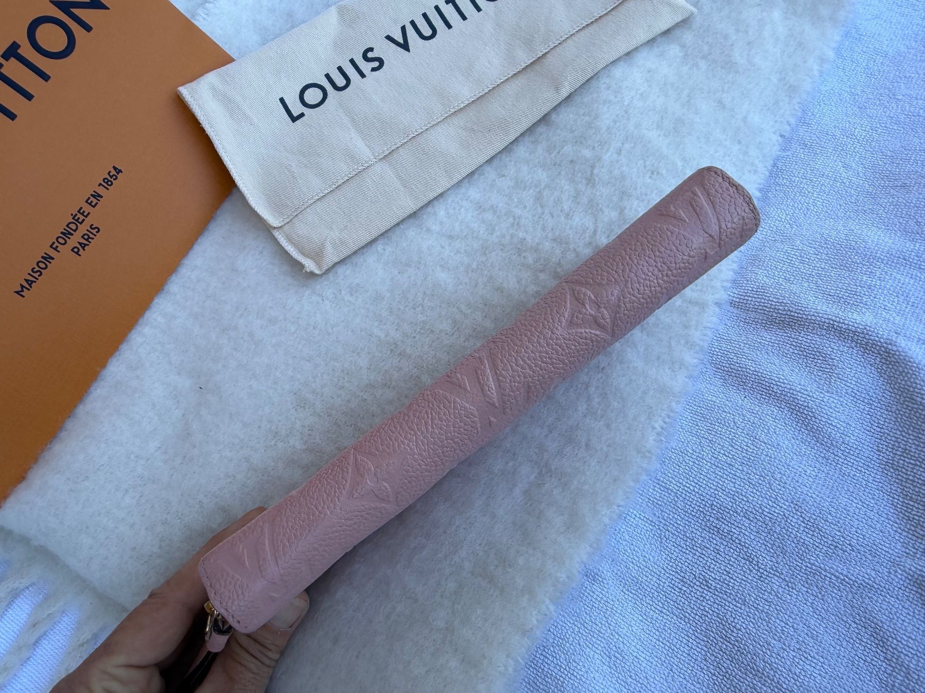 Louis Vuitton Portamonete: Louis Vuitton Portemonnaie – Usato da Steinen venduto da FIN 1