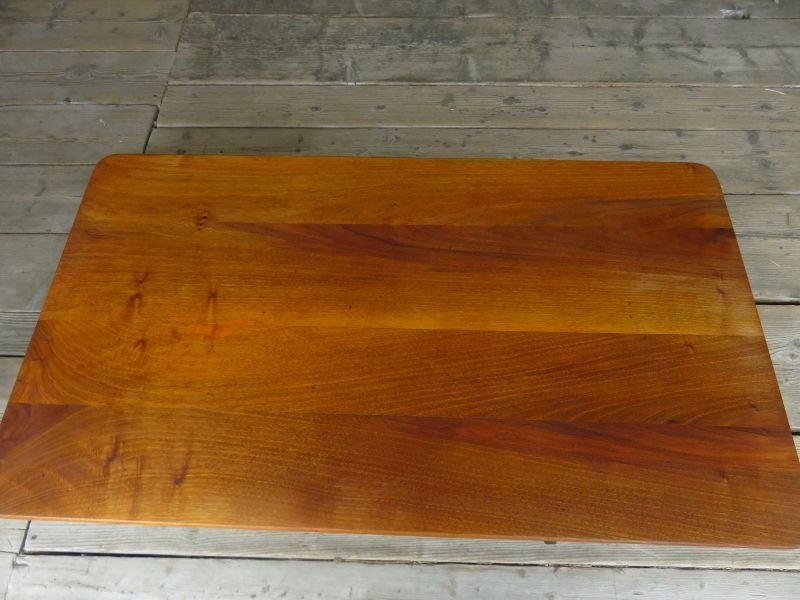 Tavoli: antiker Beizentisch Nussbaum 120cm – Usato da Ruswil venduto da Mfladibus 2