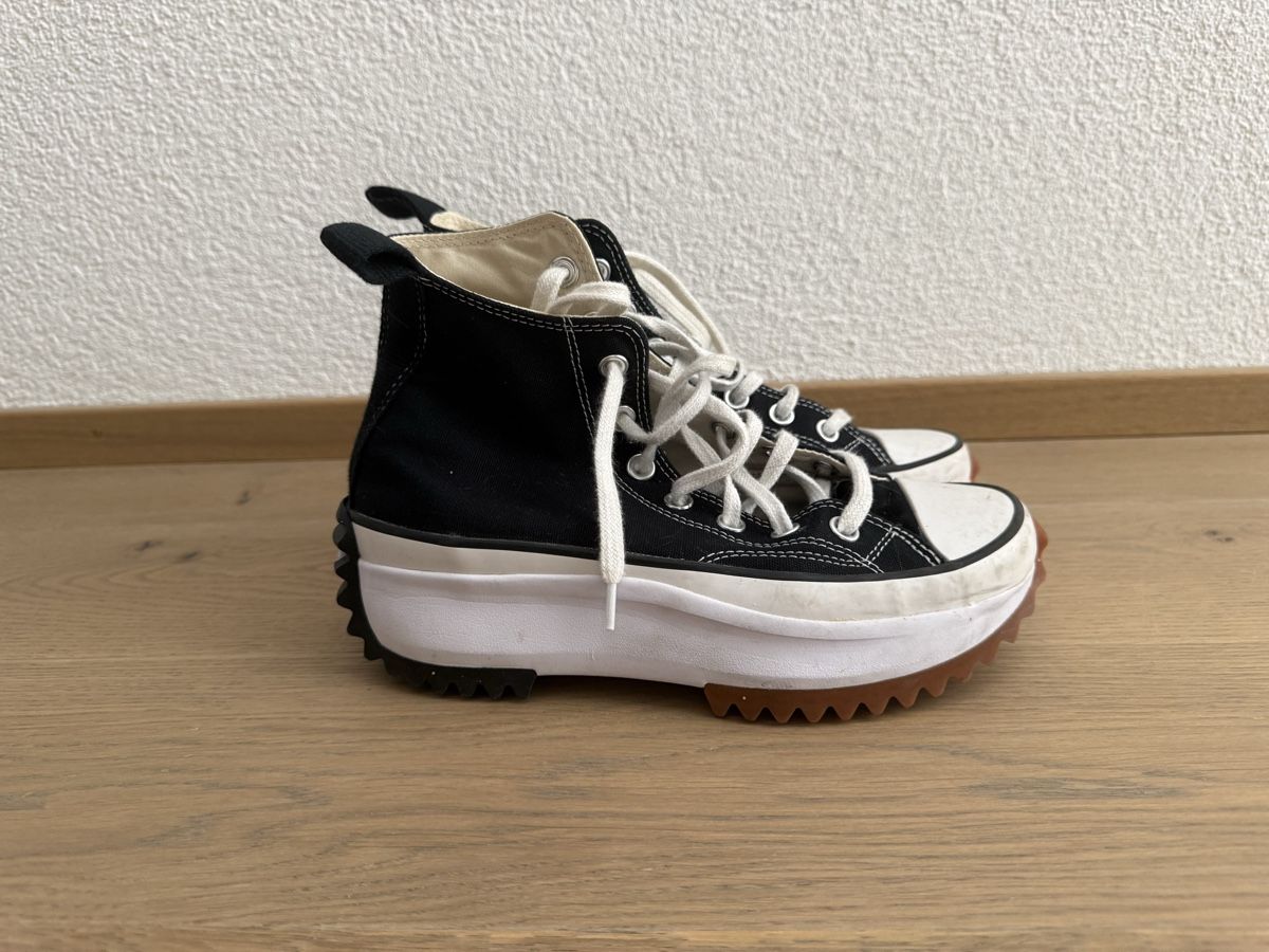Converse Scarpe da donna: Converse Sneaker / Run Star Hike – Usato da Brigerbad venduto da fab_688m