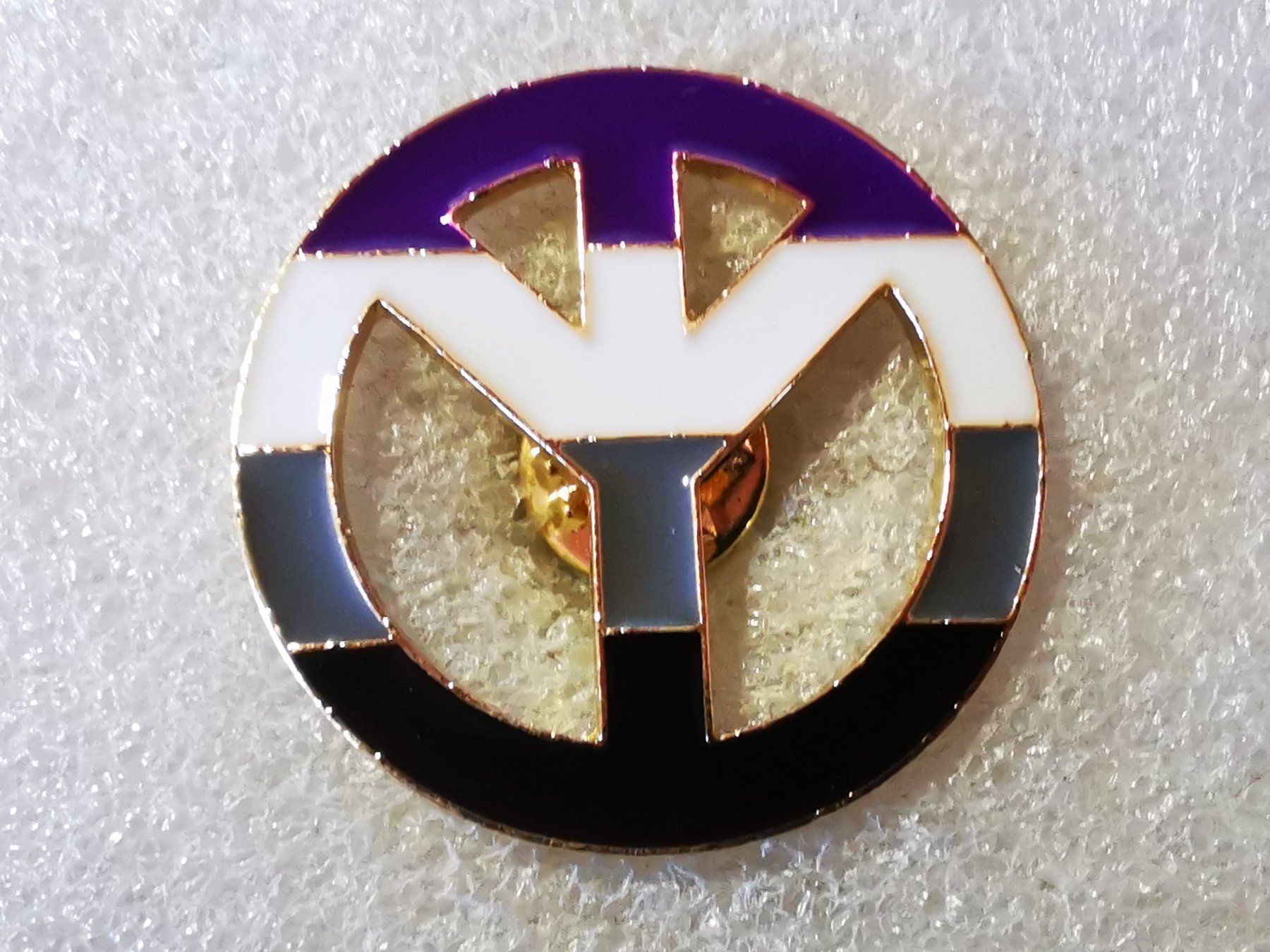 Placchette & Badge: Ansteckpin 106: Pride – Usato da Oppligen venduto da Pin-Fall-Shop