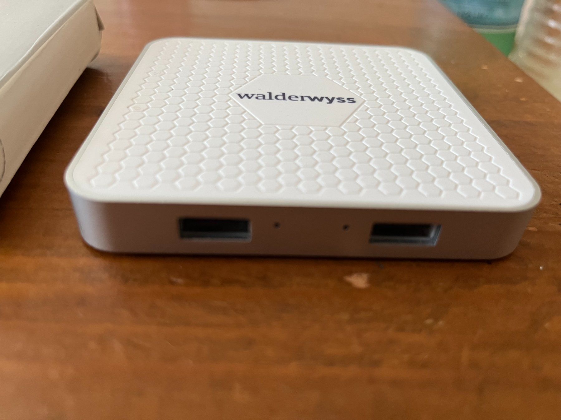 Apple Ladegeräte: Vibe 5W Wireless-Charger – Gebraucht aus Winterthur von fla_hwg8 1