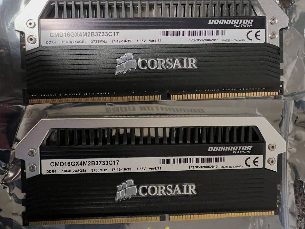 Corsair Dominator Platinum RAM, 16GB (2x8GB) DDR4 3733MHz (Gebraucht ...