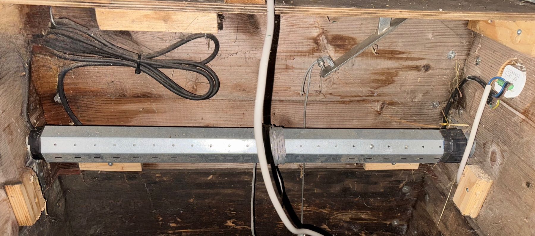 Futter: Zeitgesteuerte Heubox – Gebraucht aus Gerlafingen von alfredzeltner03 3