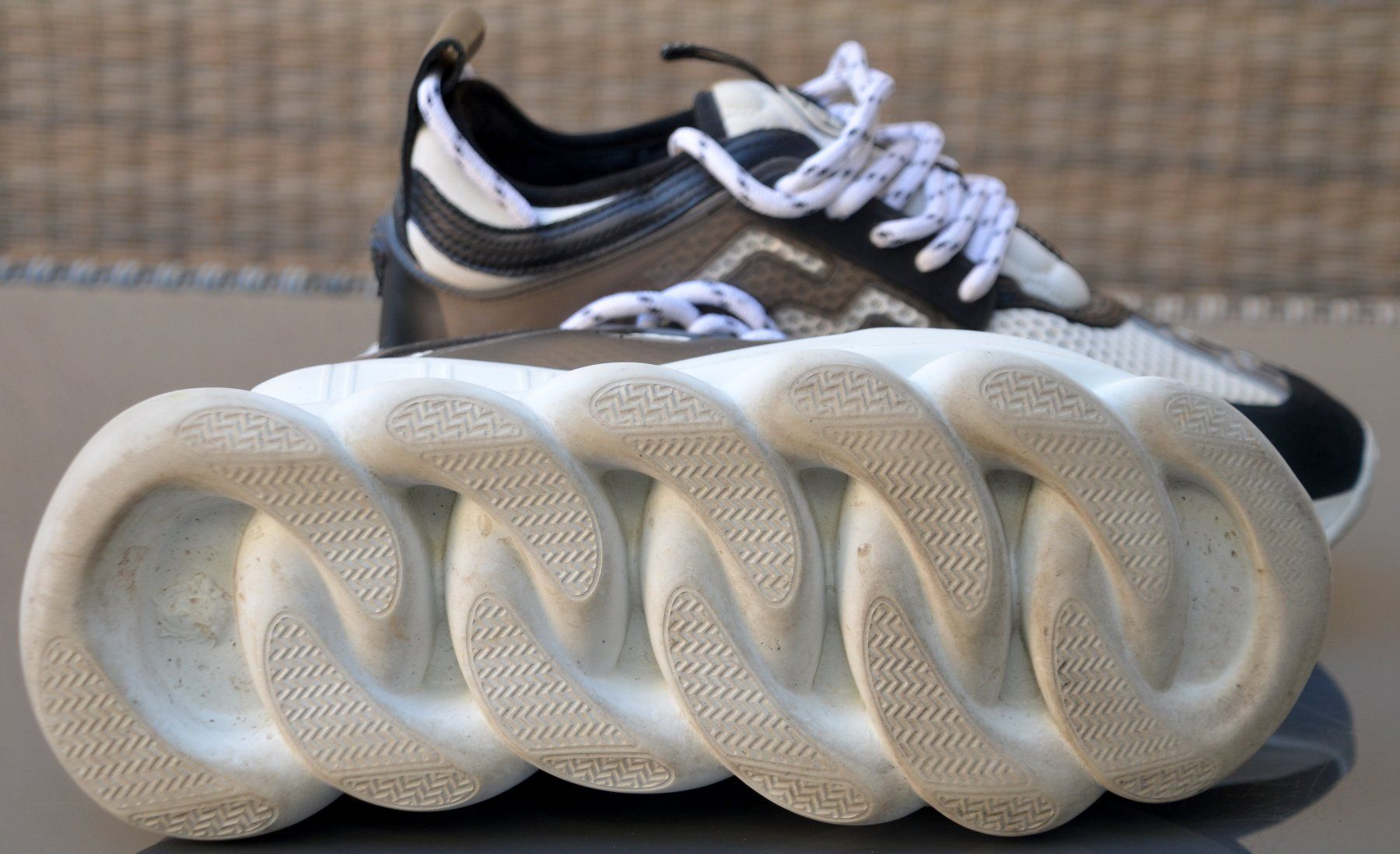 Versace Scarpe da uomo: Versace Sneakers .39 – Usato da Collonges venduto da arashee 7