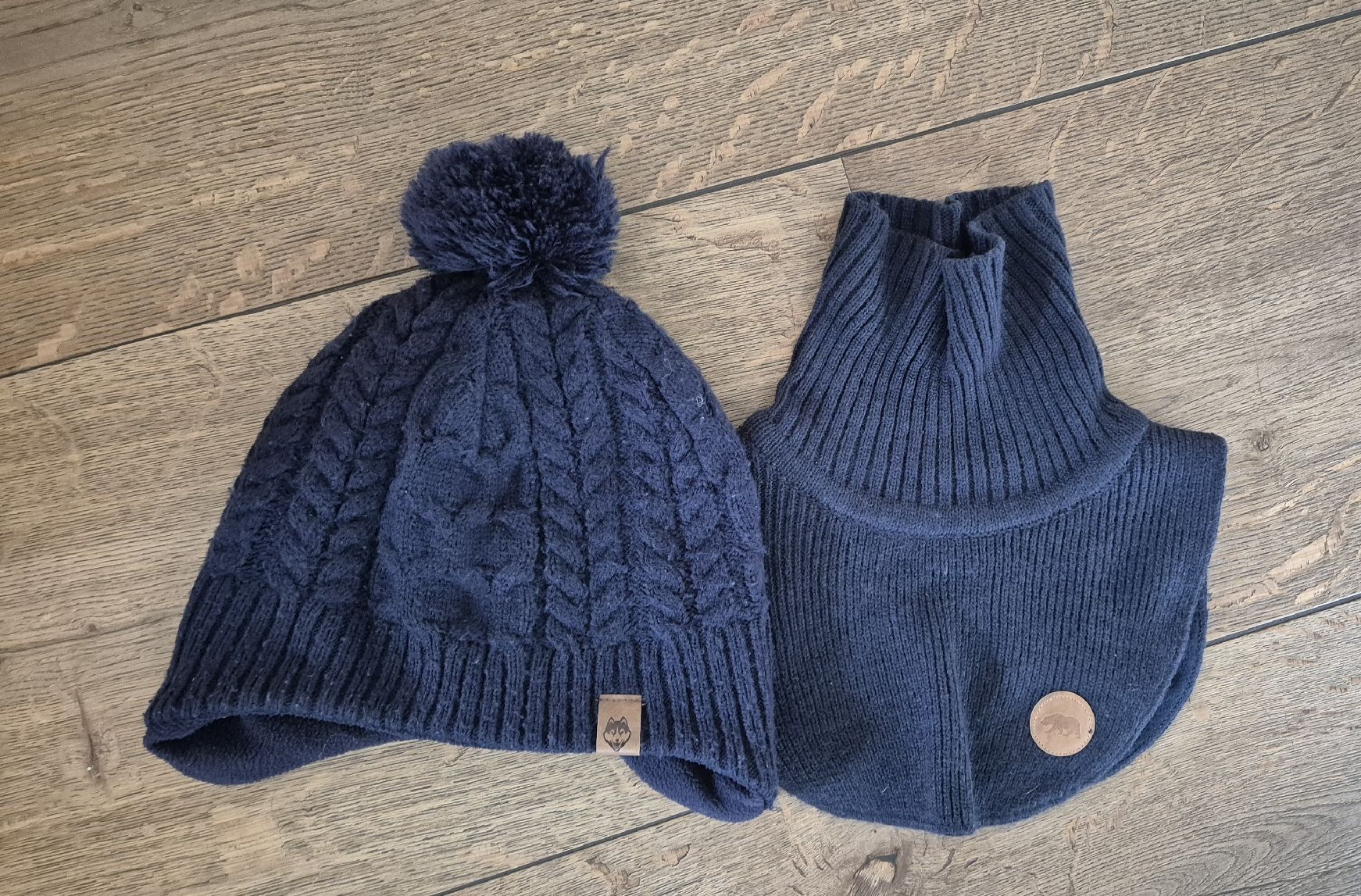 Altro abbigliamento per bambino: Mütze mit Halswärmer Set – Usato da Biberist venduto da Nicelotti 1