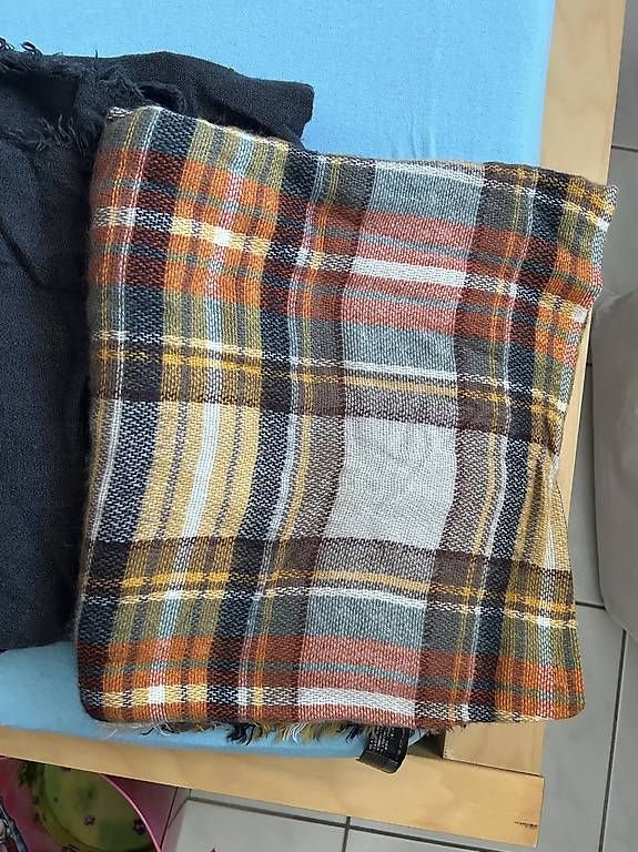 Foulards, Tücher & Schals: Diverse Zaraschals – Gebraucht aus Basel von tsulih 2