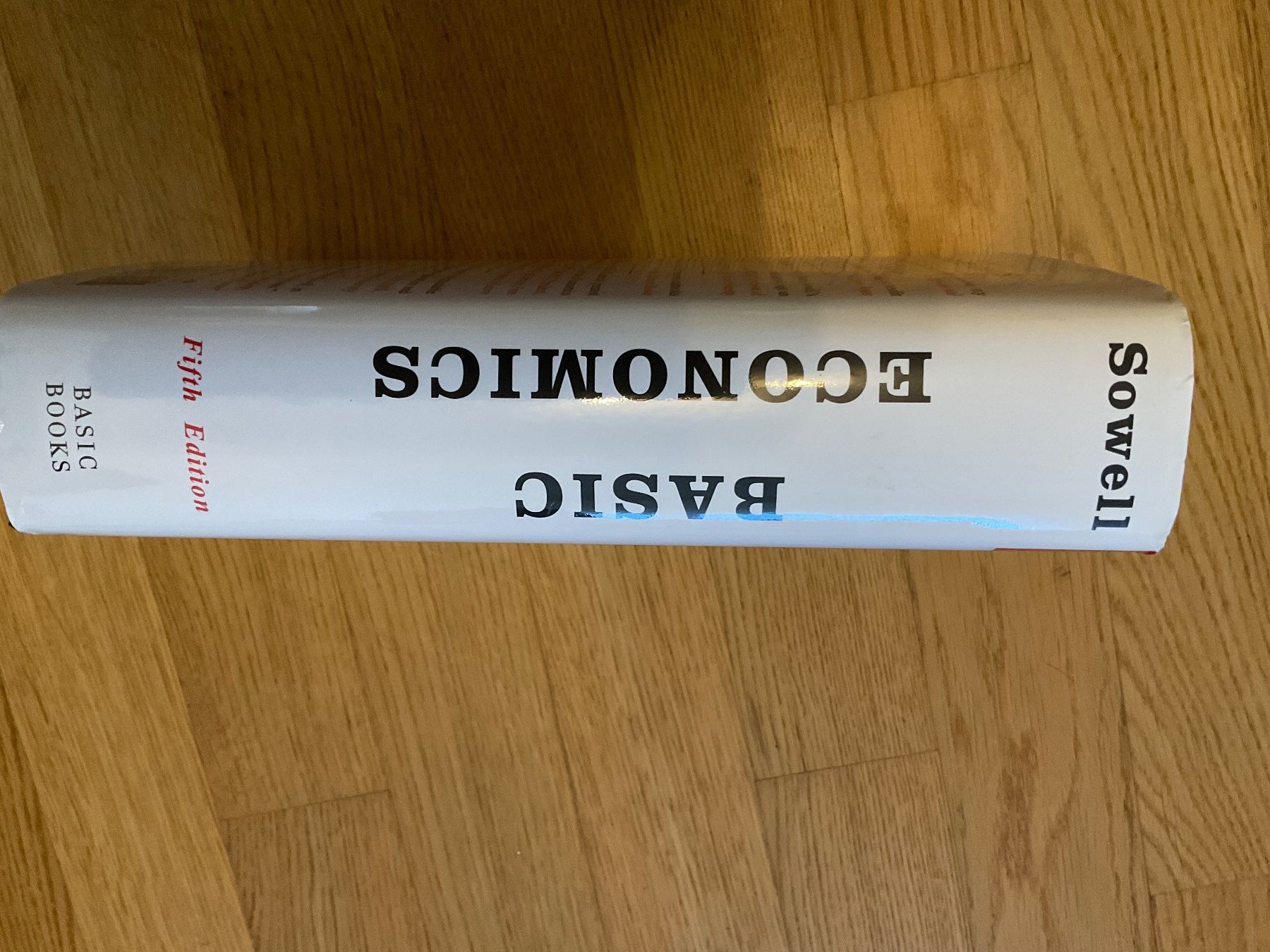 Libri: Basic Economics by Thomas Sowell – Usato da Horgen venduto da bigc_littled 1