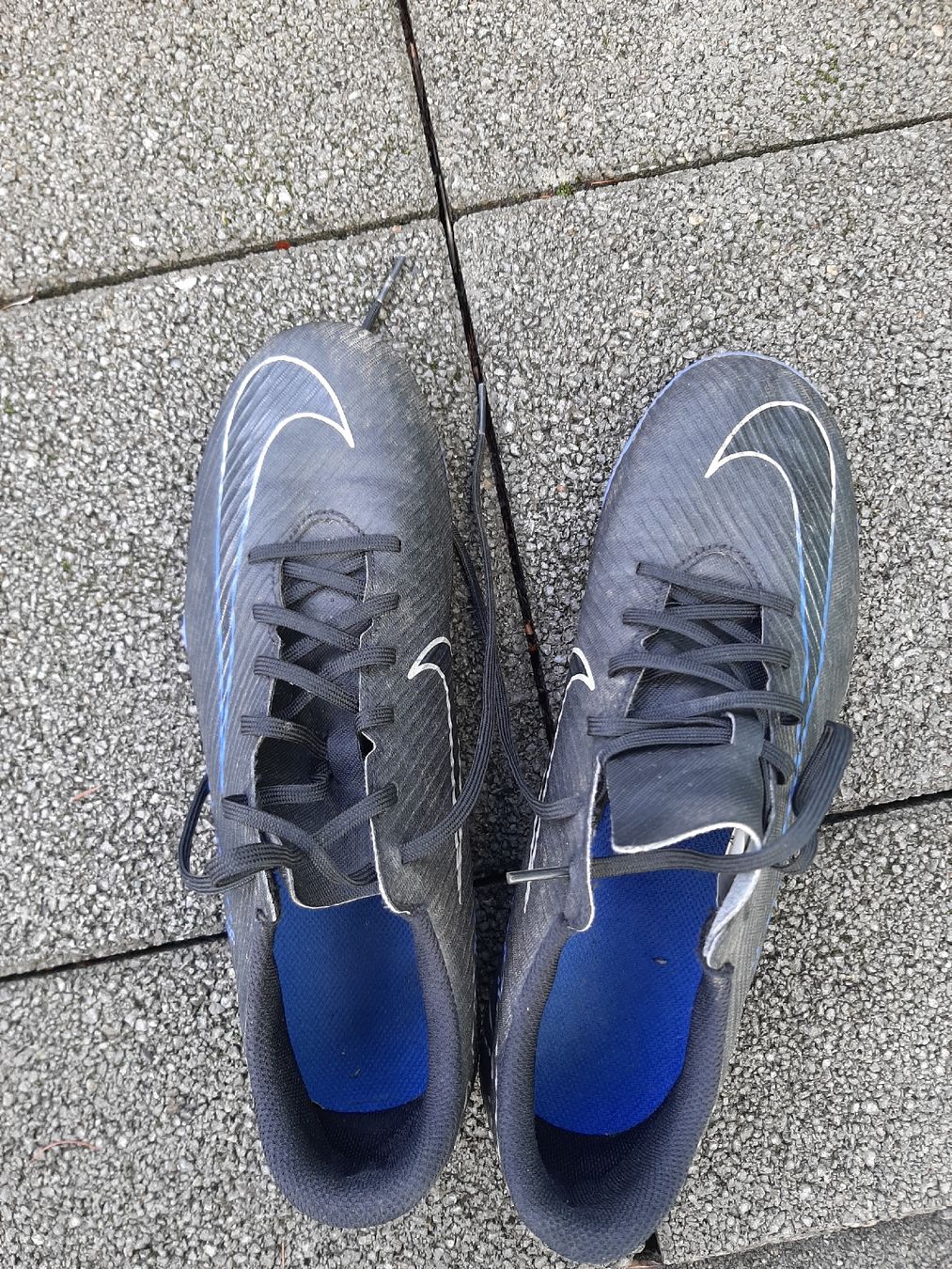 Nike Scarpe da uomo: Fussballschuhe 42,5 – Usato da Krauchthal venduto da romsol