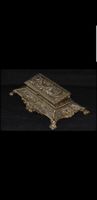 Ancien boite a timbre en bronze . Briefmarken Schatulle