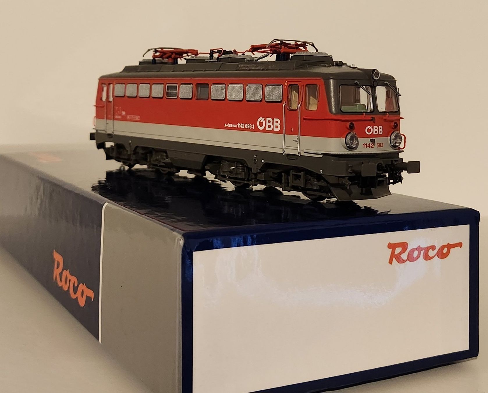 Roco Modelleisenbahnen: Roco ÖBB Rh 1142 DCC Sound – Gebraucht aus Wittenwil von ced_q8j7