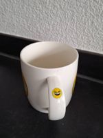 Tasse Emoji lachend mit Tränen, sehr guter Zustand