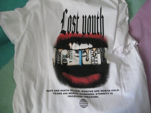 T-shirt: LOST YOUTH SHIRT!! – Nuovo (secondo la descrizione) da Zürich venduto da Rwinnie 1
