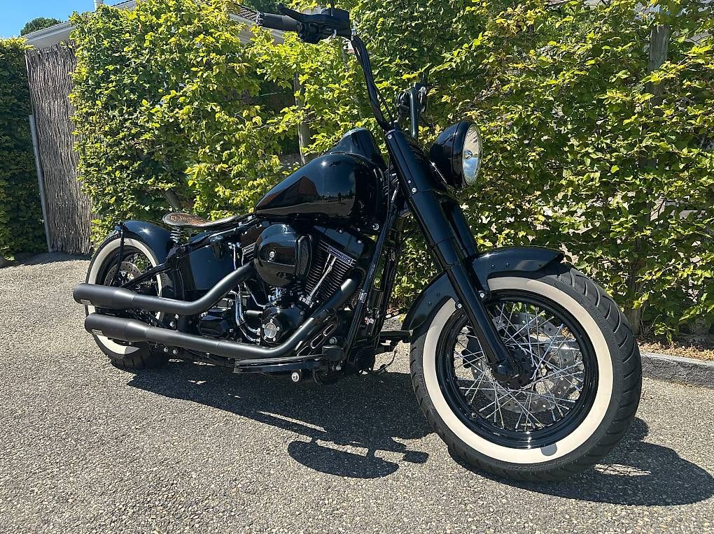 Chopper: HARLEY-DAVIDSON Softail Slim FLSS 1800cc – Gebraucht aus Diesse von Ritchy 1