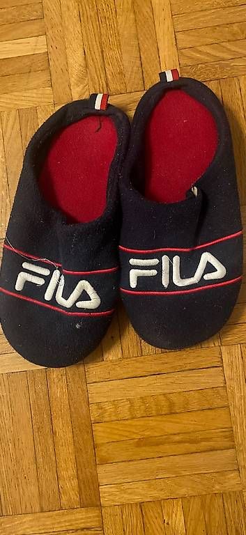Scarpe da uomo: Chaussons d'intérieur taille 42 – Usato da Pully venduto da yaa_rm7x 1