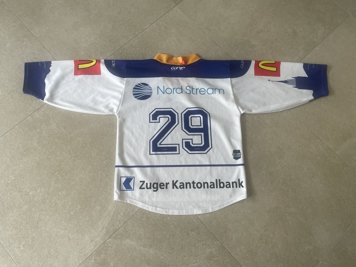 Ccm Scarpe, pantaloni & magliette da ginnastica: Maillot/Trikot EV Zug 159 – Usato da Genève venduto da jon_ydl8 1