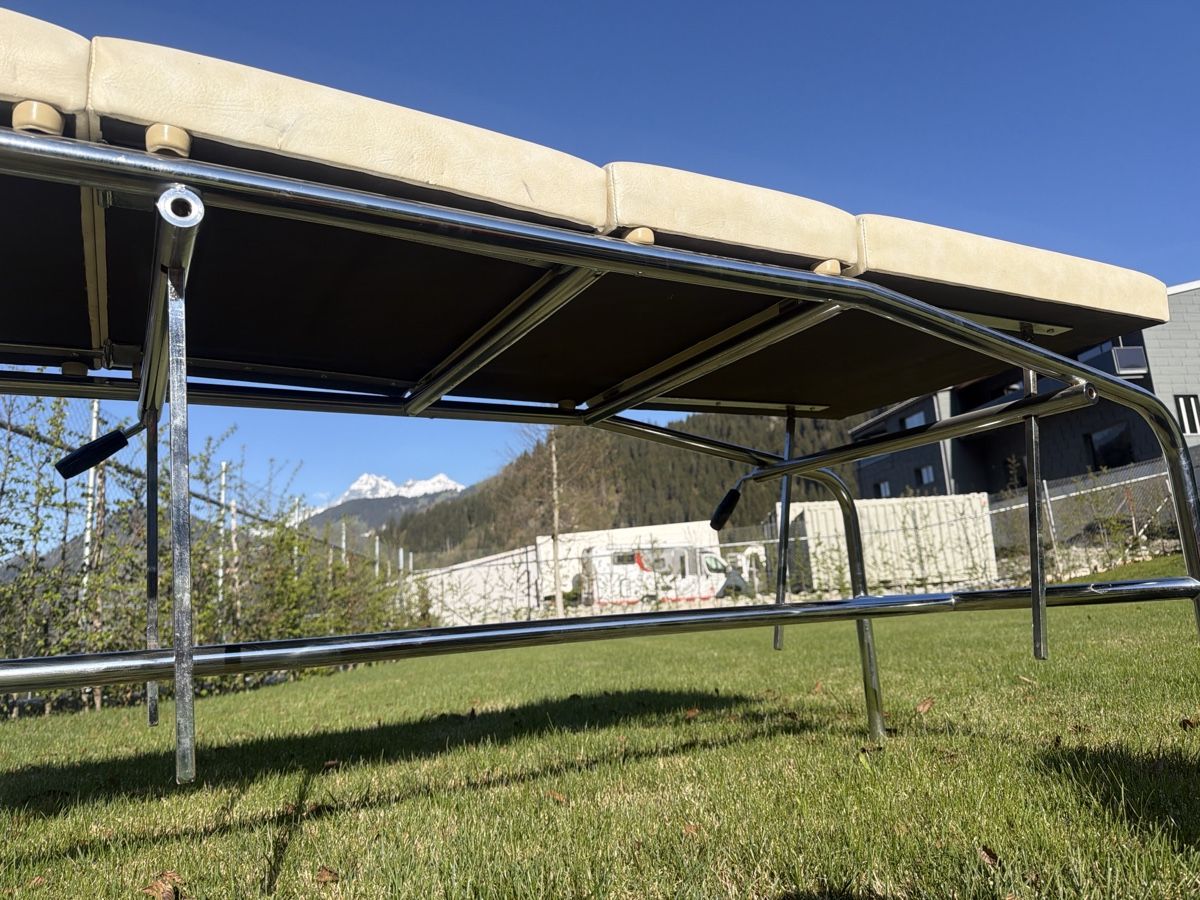 Liegen & Liegestühle: Massagetisch – Gebraucht aus Flims Dorf von inf_dj8q 4