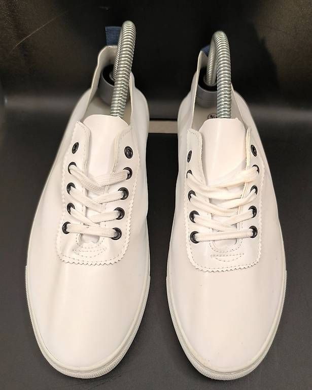 Scarpe da uomo: Weiße Sneaker athl Fit & Move - Größe 41  – Usato da Pully venduto da shulgin788