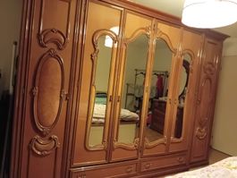 Kleiderschrank, Kommode mit Spiegel und 2 Nachtisch