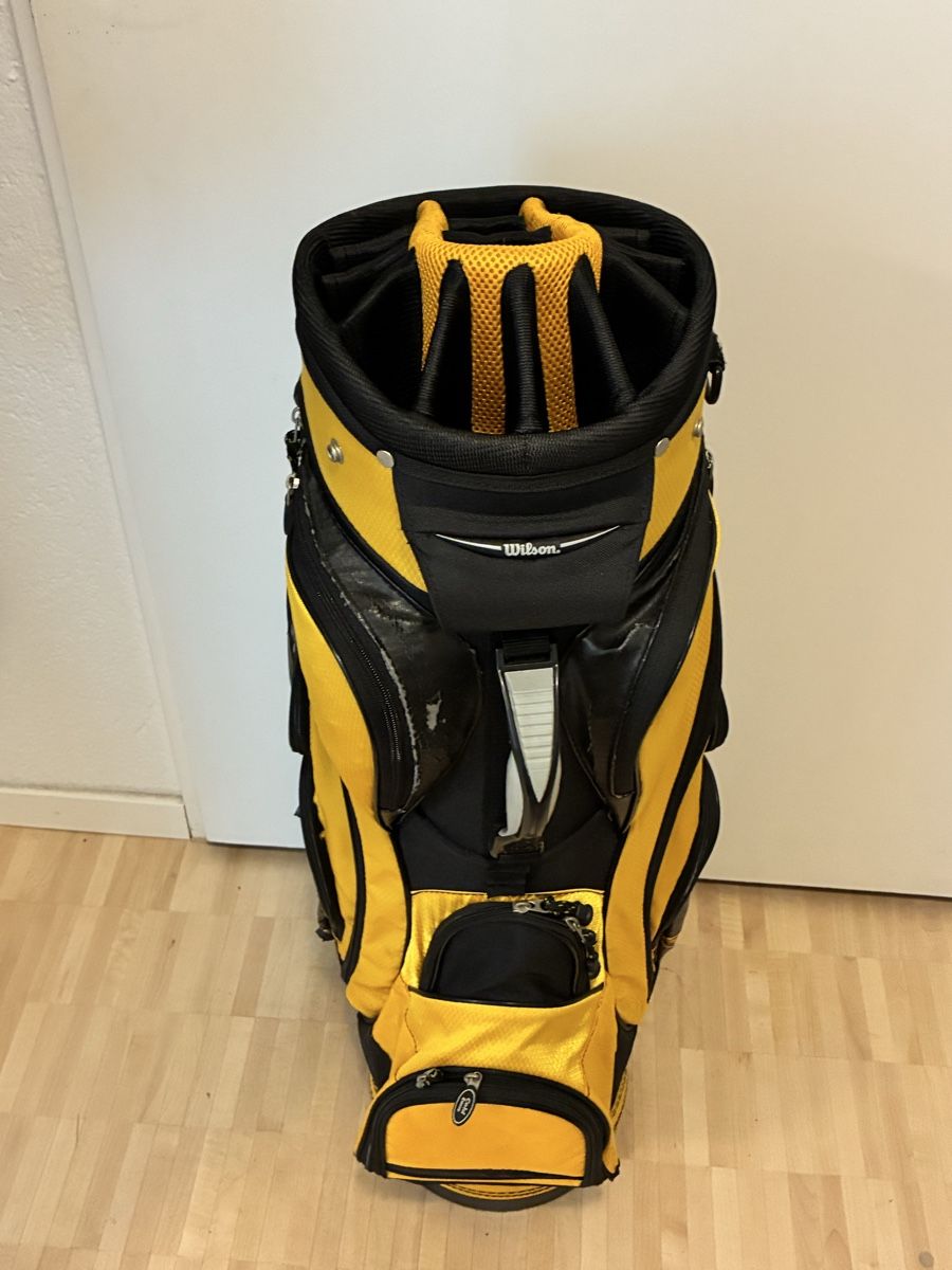 Wilson Borse: Wilson Golftasche modern 14-Divider – Usato da Bern venduto da Golf_Albert 1