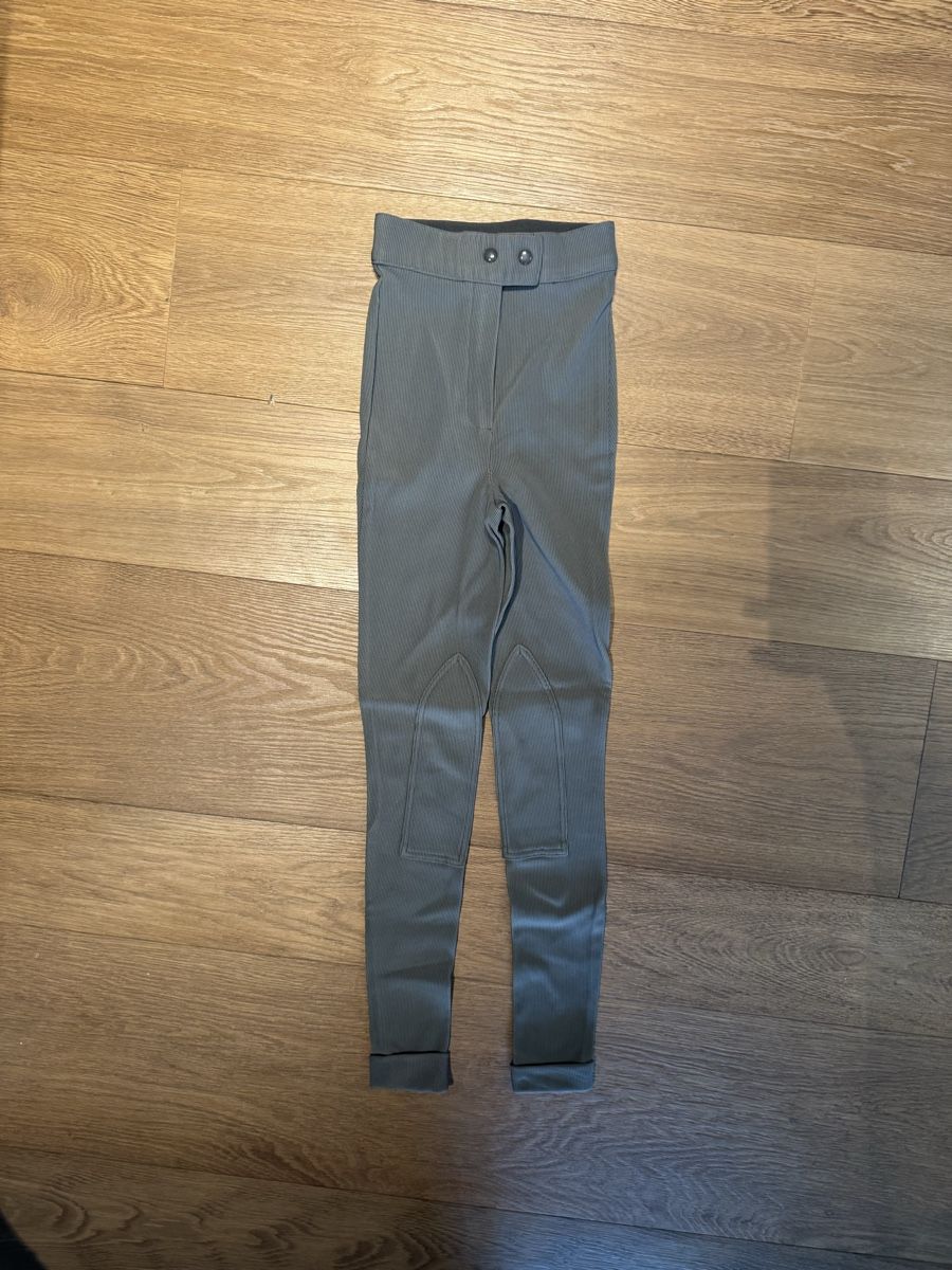 Pantaloni: Reithose / Horse-riding pants  – Nuovo (secondo la descrizione) da Herrliberg venduto da lari_h99