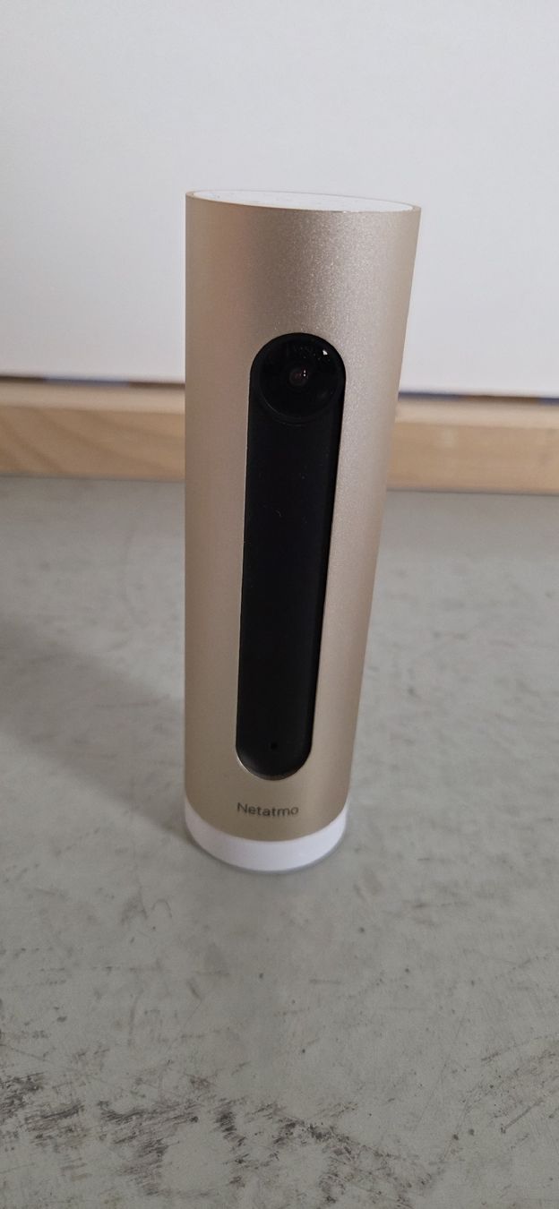 Videocamere: Netatmo Smart Indoor Camera mit Halterung – Usato da Küssnacht am Rigi venduto da _DealFactory_ 3