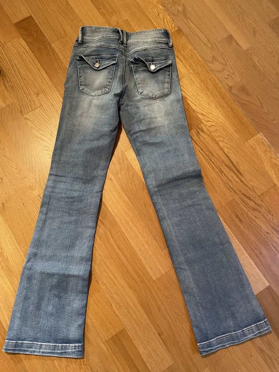 Tally Weijl Pantaloni: Jeans  – Nuovo (secondo la descrizione) da Balgach venduto da sei_s6d7 1