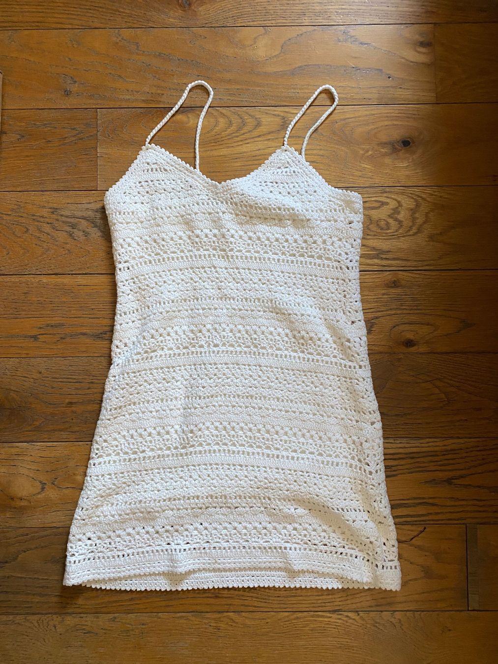 Sezane Robes: Robe Tiara de Sezane en taille S – Neuf avec emballage d'origine à Hermance par joe_td6n 1