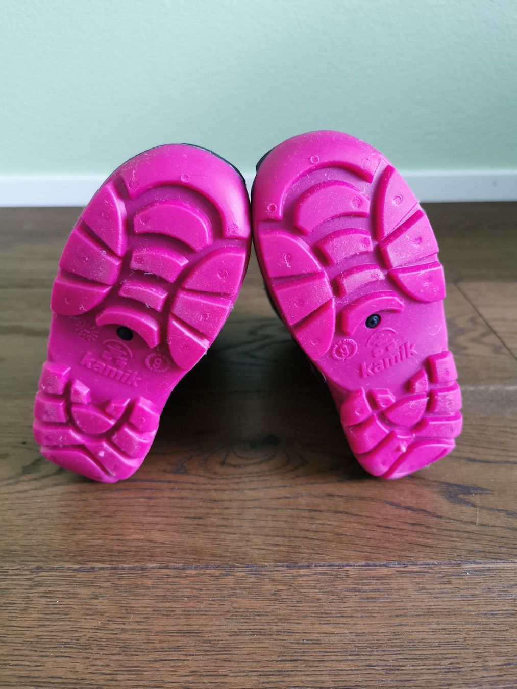 Kamik Scarpe per ragazze: Kamik Winterschuhe Snowbug 3 Gr. 26 – Nuovo (secondo la descrizione) da Ennetmoos venduto da jol_y96x 1