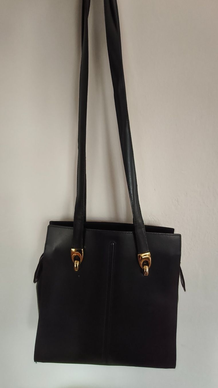 Taschen für Damen: Elegante,  dunkel blaue Tasche – Gebraucht aus Wettingen von pel_lfs8