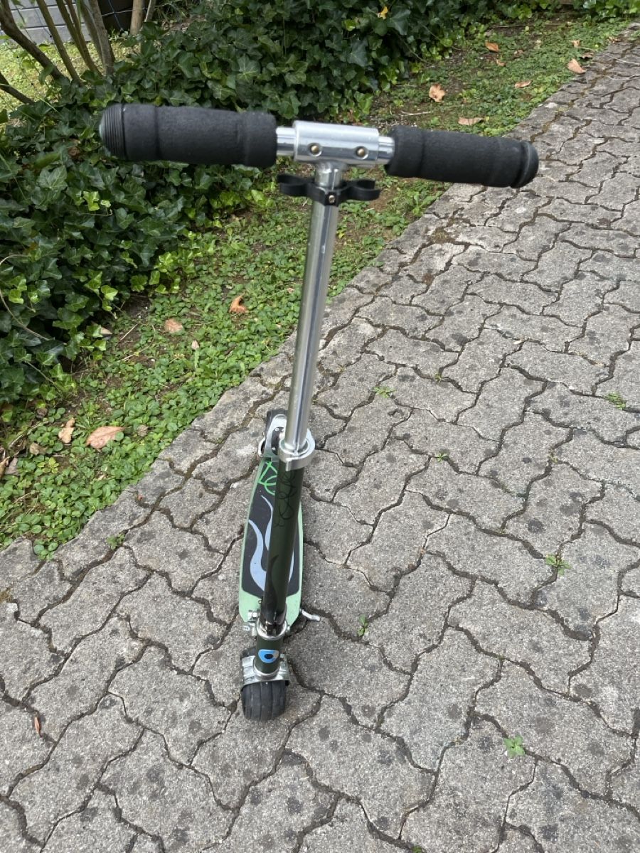 Micro Fahrzeuge für Kinder: Trottinette: Micro  – Gebraucht aus Zürich von Proton_Slit 1