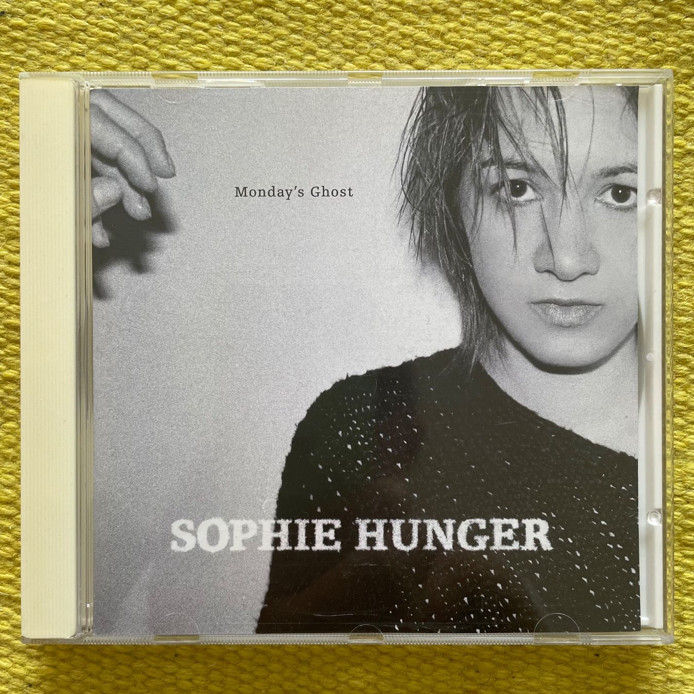 CD: SOPHIE HUNGER-MONDAY‘S GHOST – Usato da Rorschacherberg venduto da CD-Roli